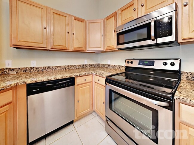 Photo - 2215 3rd Ave E