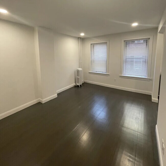 Photo - 16 Temple St Unit 31