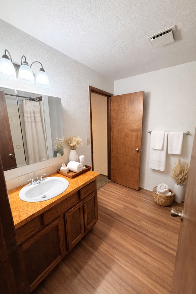 Photo - 9911 N Indian Trail Rd Unidad 9911