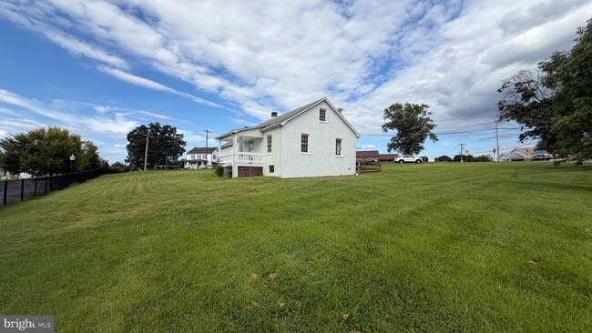 Building Photo - 108 S Preston St