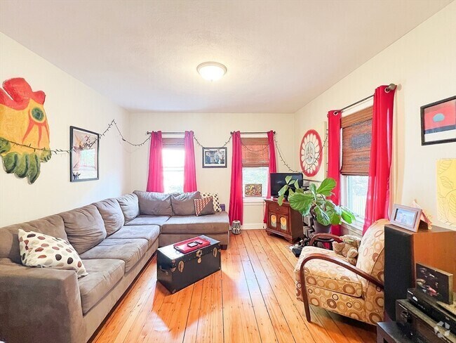 Building Photo - 101 Prospect St Unit u1 Rental