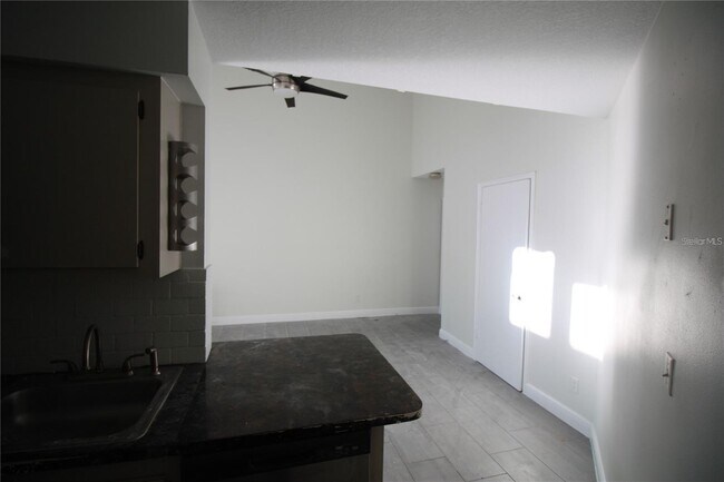 Photo - 3927 Atrium Dr