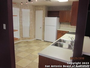 Photo - 2801 Hillview Ln