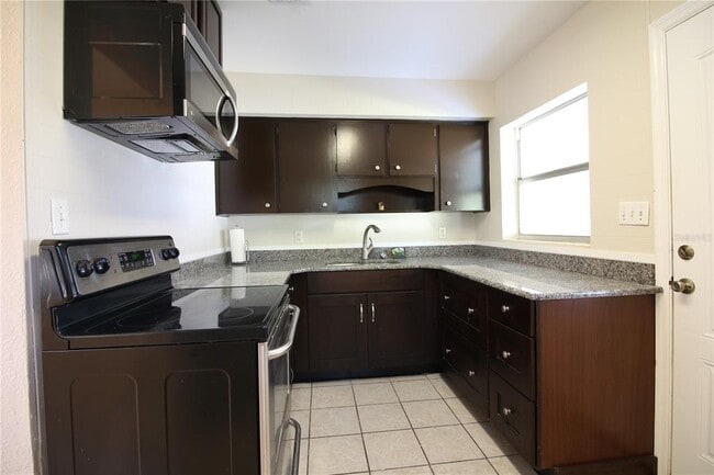 Photo - 4336 Hedge Dr E