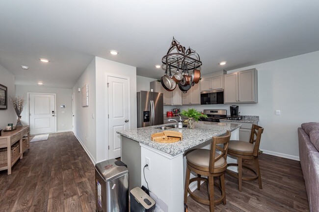 Photo - 3 Bedroom, 2.5 Bathroom Townhome in Carolina Groves - Moncks Corner