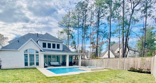 Photo - 176 Sweeping Valley Dr