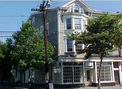 Photo - 938 State St