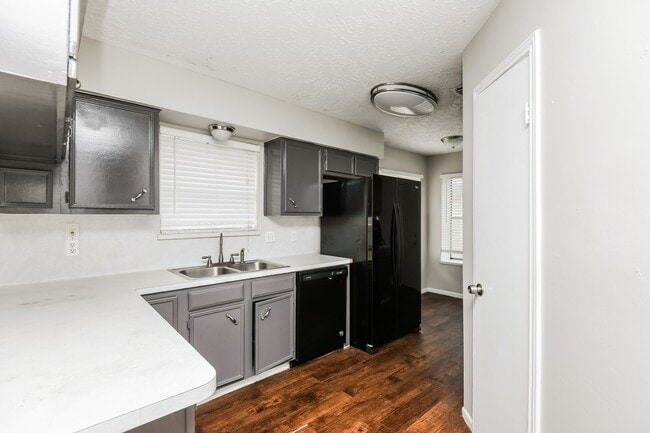 Photo - 2609 Elder Rd