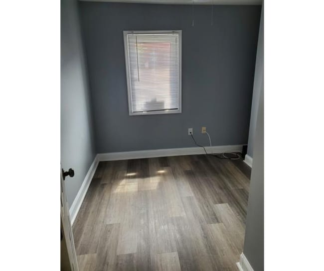 Photo - 2101 McHenry St Unit 9 Available $650 9