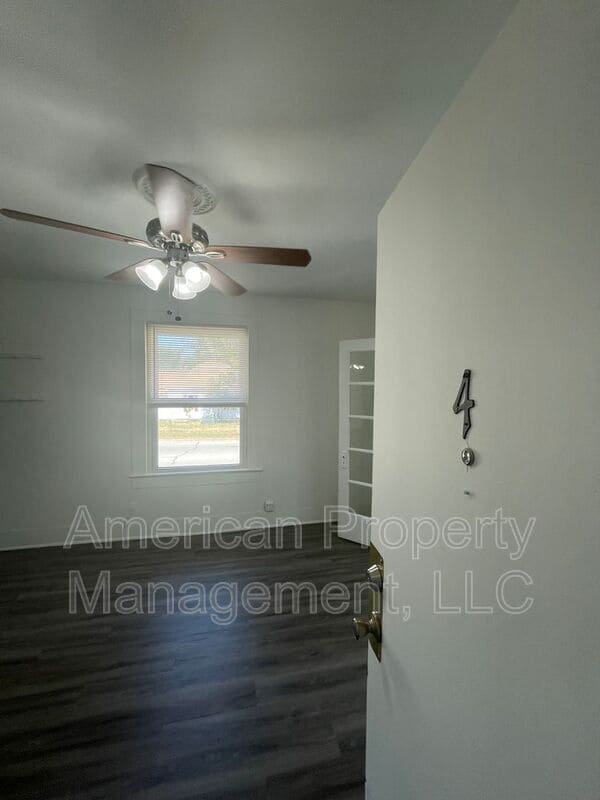 Photo - 502 S Walnut St Unit #4