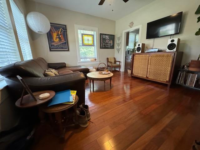 Photo - 1406 Houston St