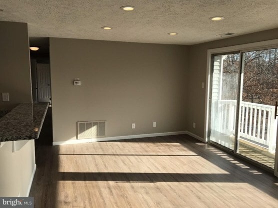 Photo - 114 Kenwood Dr