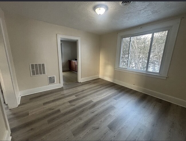 Photo - 254 Hillside Ave Unit 2