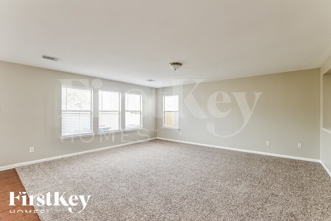 Photo - 339 Remington Harbor Ct