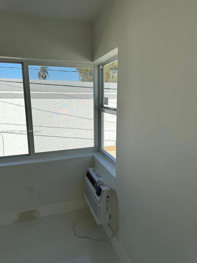 Photo - 1943 71st St Unit 1947-11