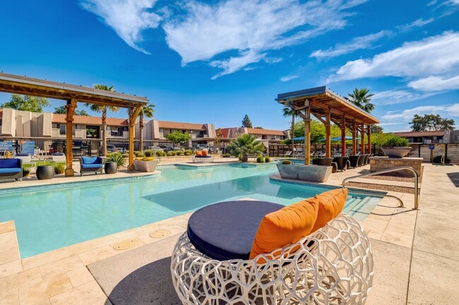 Building Photo - Denim Scottsdale