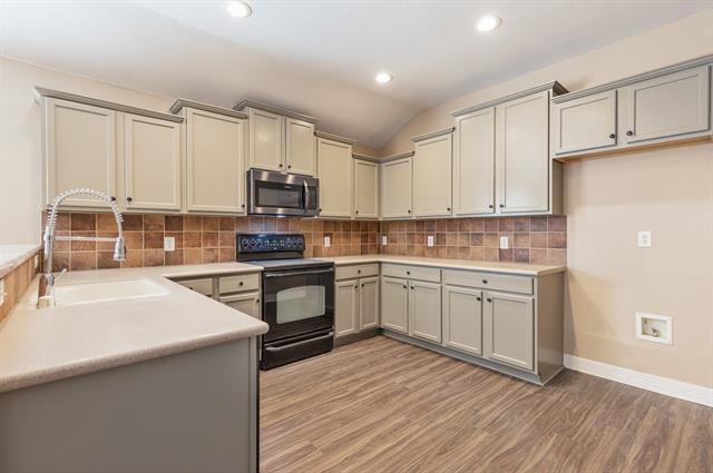 Photo - 1617 Nighthawk Dr