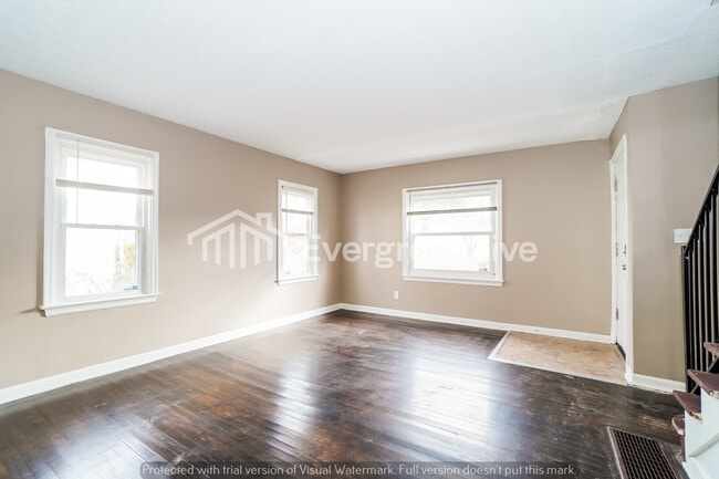 Photo - 2358 Meredith Dr