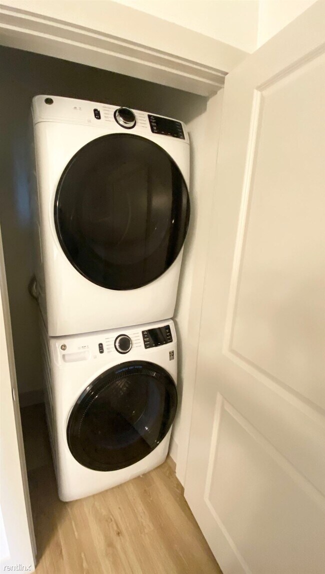 Photo - 1 br, 1 bath Condo - 10748 E Crystal Falls...