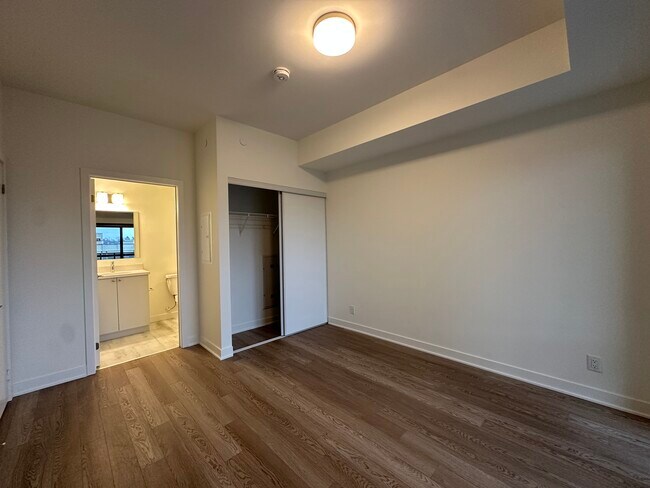 Photo - 412-51 Clarington Boulevard Clarington Ontario L1C 7J4 Unité 412