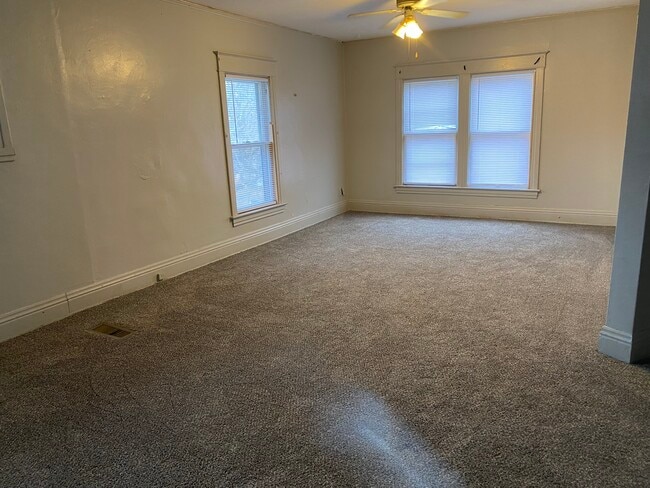 Photo - 1119 N Winnebago St Unit Upper