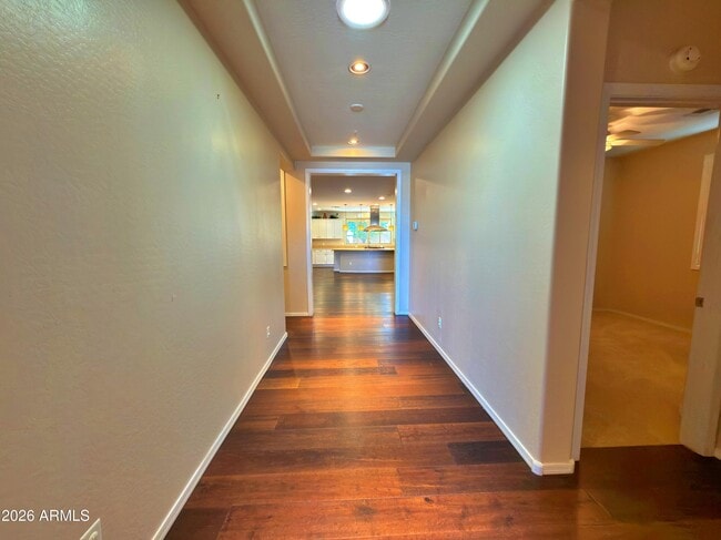 3265 E Myrtabel Wy
