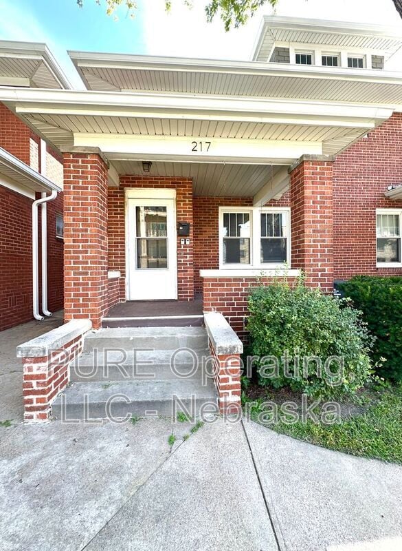 Building Photo - 217 N 49th St Rental