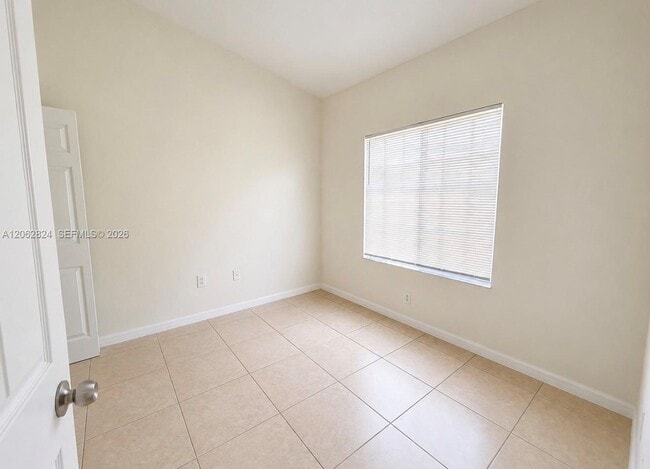 Photo - 3864 SW 48th Ave