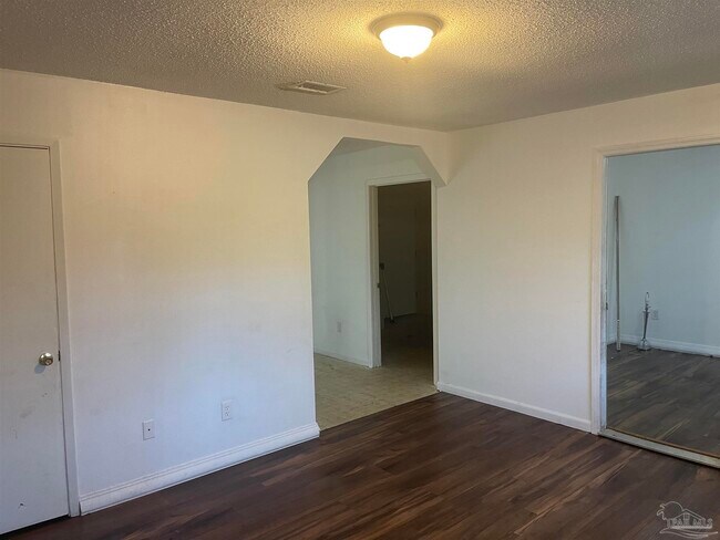 Photo - 205 Marine Dr