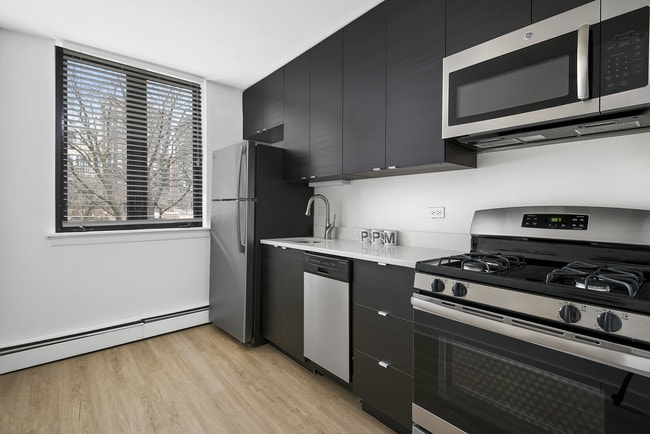 1-BR/1BA Kitchen