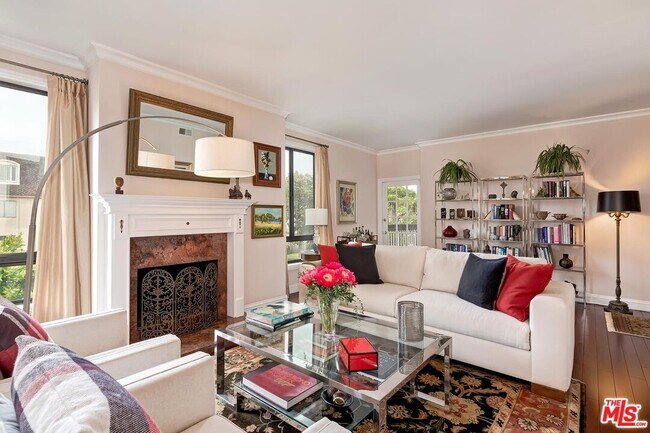 Photo - 1220 S Roxbury Dr Unit 204
