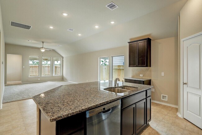 8811 Trenton Landing Ln