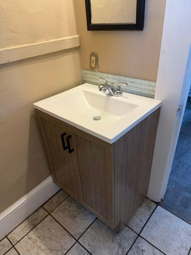 Photo - 7007 Fullerton Ave Unit UP