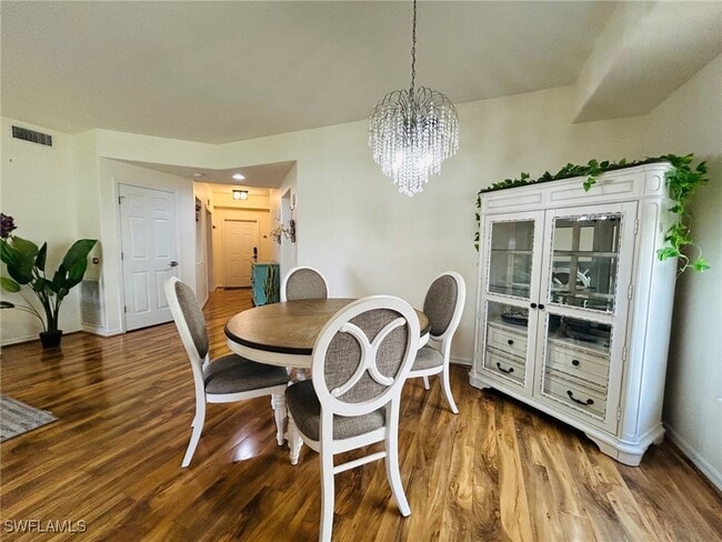 Building Photo - 1280 Henley St Unit 1607 Rental