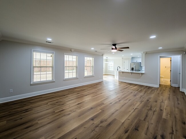 Photo - 105 Cypress Ridge Rd