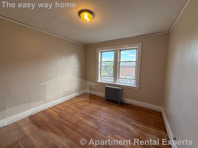 Building Photo - 4 Cogswell Ave Rental