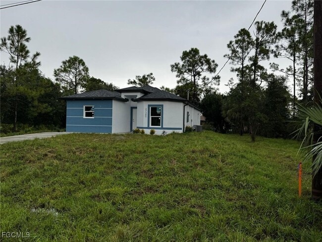 Building Photo - 27380 Sandrala Dr Rental