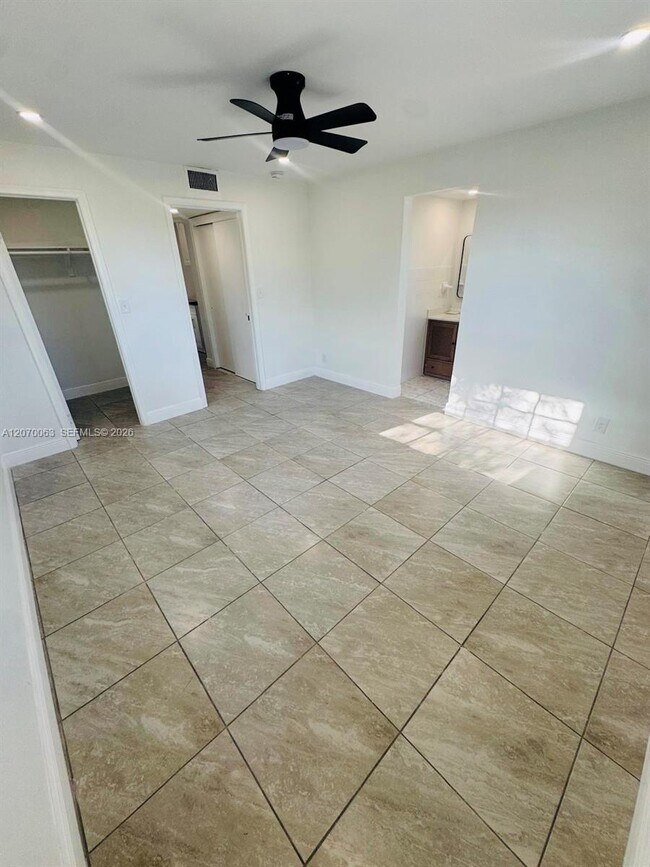 2502 Harding St Unidad 2