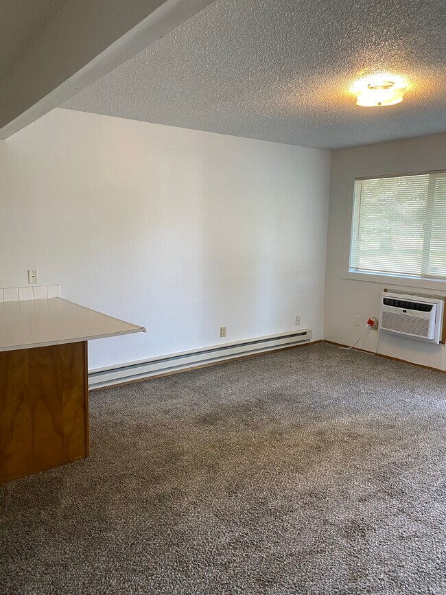 College Park Apartments