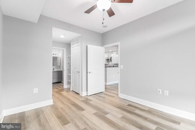 Photo - 3600 S Glebe Rd Unidad 716W