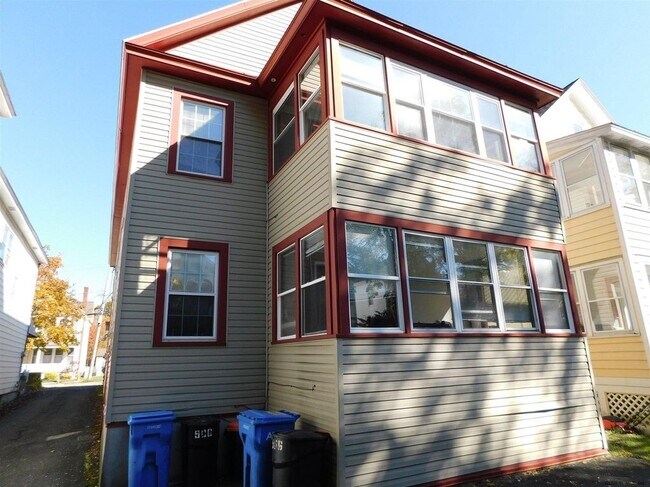 Photo - 906 Park Ave Unidad 1ST FLOOR 4 BEDROOM