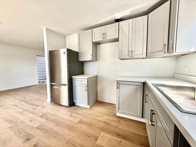 Photo - 1950 11th St