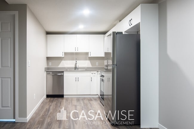 Photo - 6211-6176 176 Ave NW