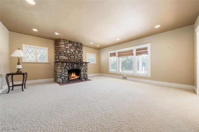 Photo - 31103 Lakeshore Blvd House