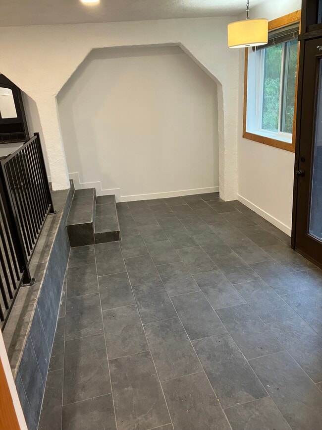 Photo - 22933 Portage Circle Dr