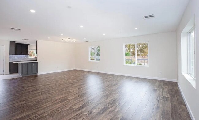 Photo - 242 W Linden Ave Unit 201