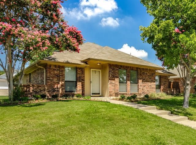 Building Photo - 331 Aspenway Dr