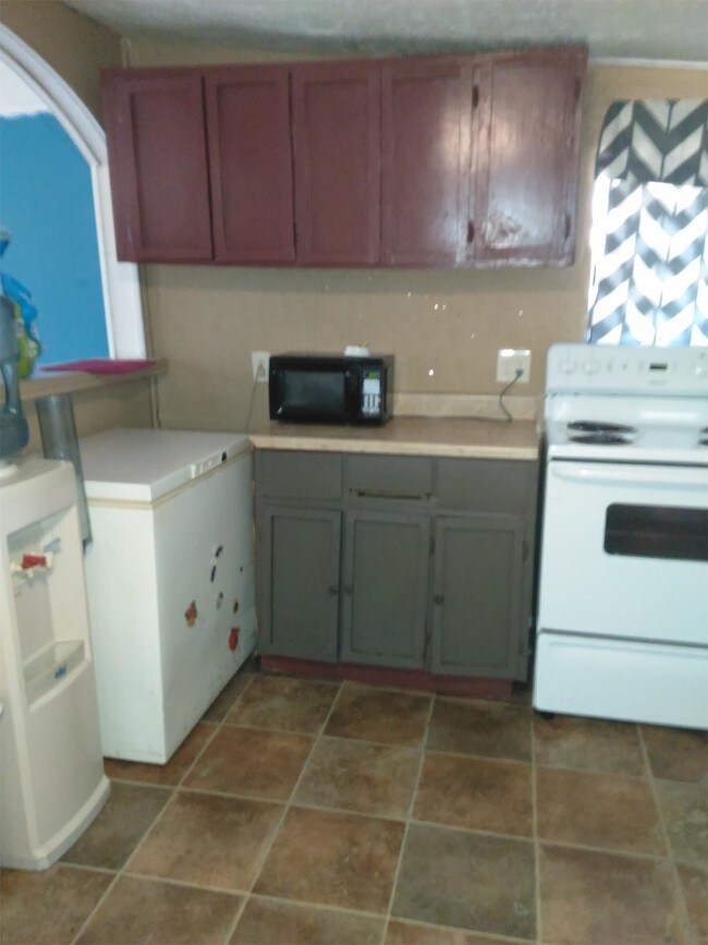 Photo - 13501 Hooper Rd
