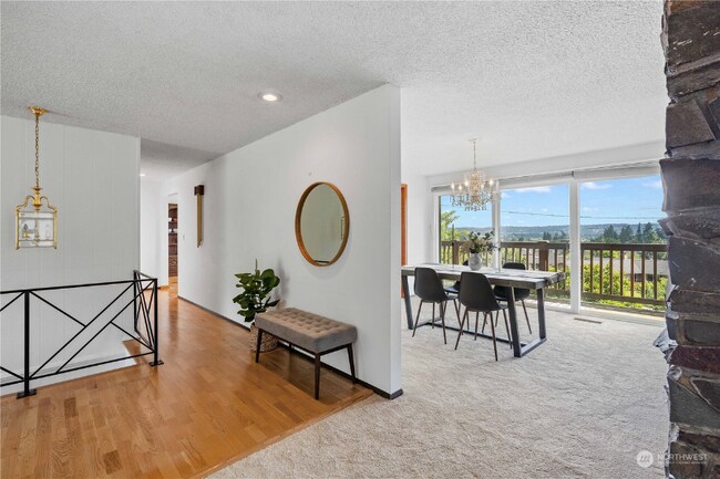 Photo - 8424 75th Ave E