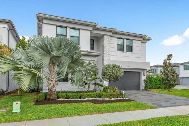 Photo - 8227 Oceanus Dr